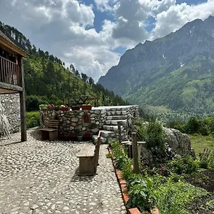 Hostel Kukaj Albania
